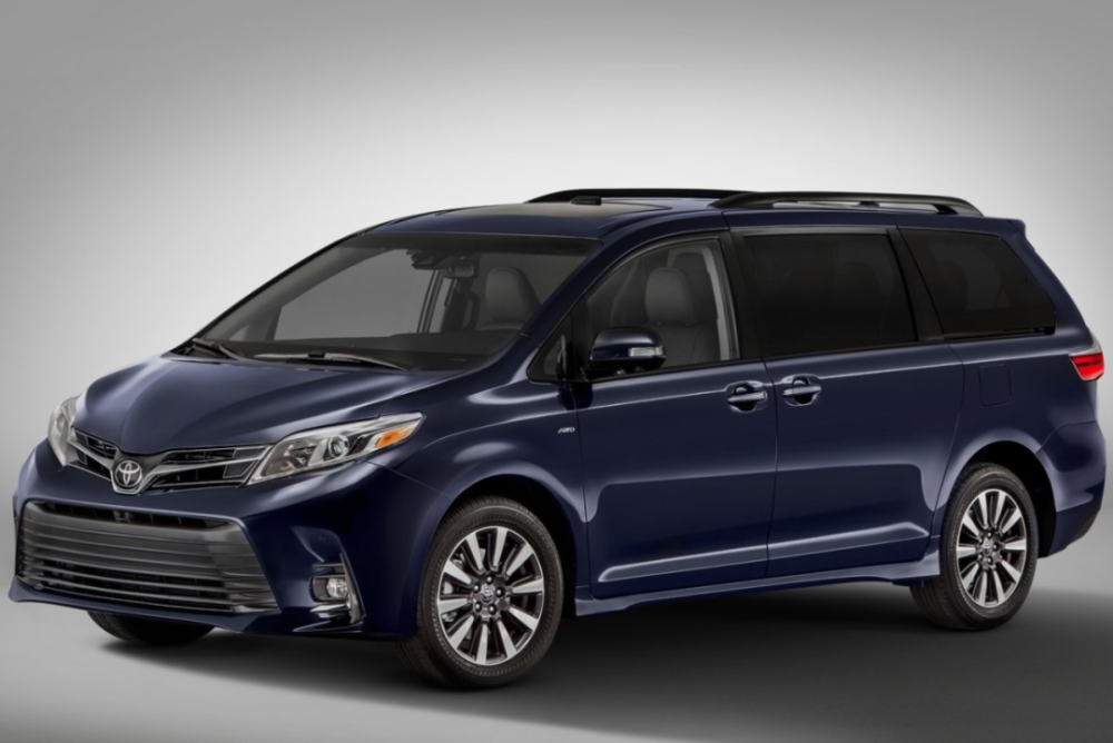 诸如日本本土的埃尔法,在欧洲市场对标奔驰v级的granace