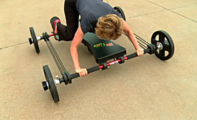 老外发明青蛙健身车,看着像个汽车底盘,趴着就能锻炼浑身肌肉!