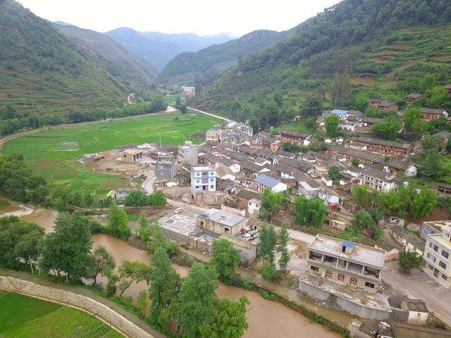 会泽高空下的乡村走进会泽上村乡