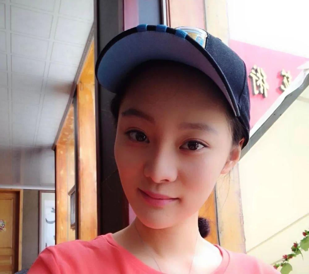 对父亲的死愧疚8年,宋佳女儿张楚楚,心里藏着难以愈合的痛_腾讯新闻