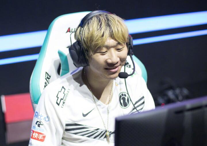 宁王直播时再次破防,没自己ig不能夺冠,我拿过最多的mvp_腾讯新闻