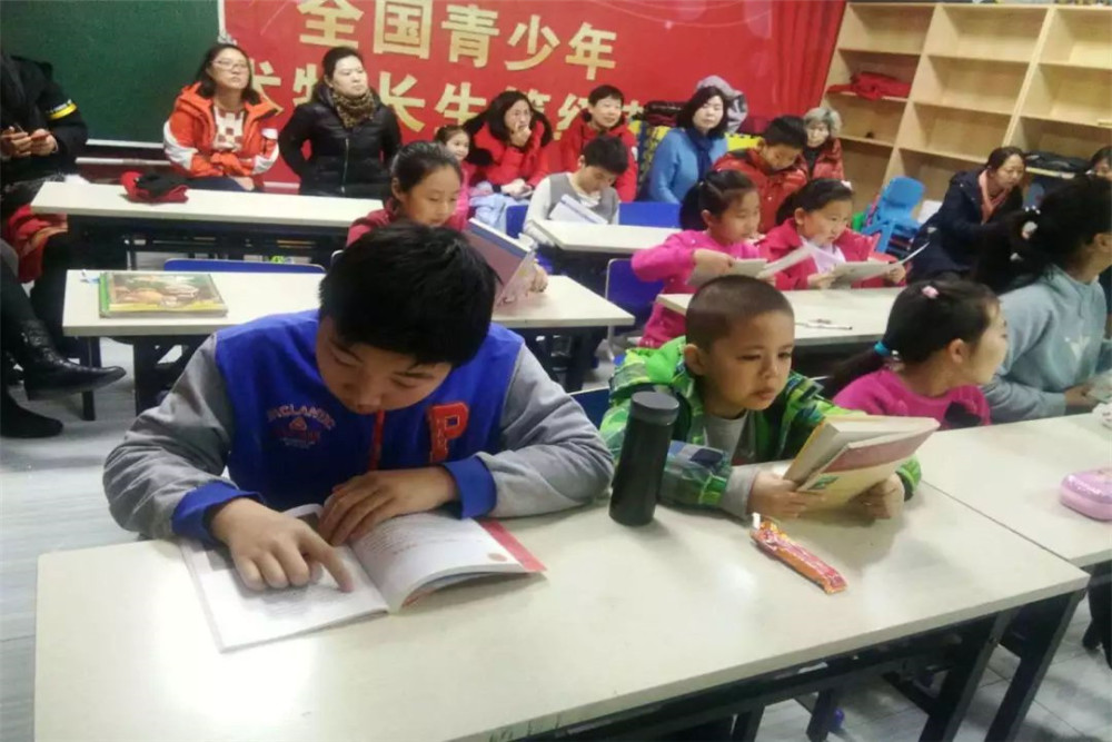 大脑|默读不出声的时候，大脑中出现的声音是谁的？难道有另一个自己？