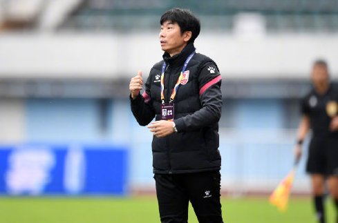 2020长春亚泰中甲排名_集锦2020赛季长春亚泰加冕中甲冠军重返中超征程