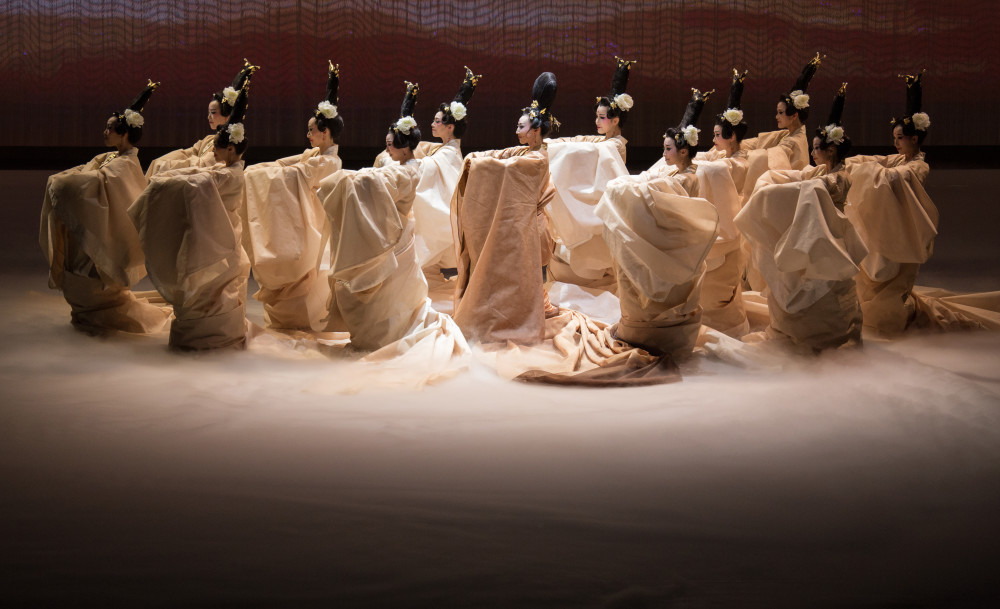 极具唐代风情的古典舞丽人行一眼醉芳容一抿一笑尽风情