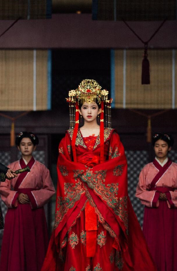 女星红衣古装谁最惊艳