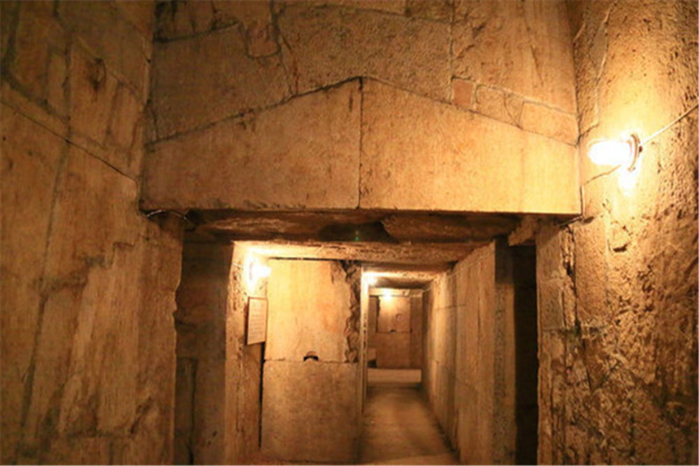 徐州北洞山发现了完整汉墓墓主是一位楚王专家他死的很仓促