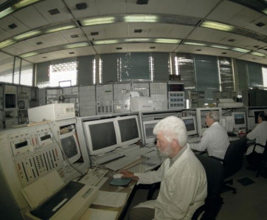 粒子|难以置信！被辐射粒子穿透大脑后依然活着！科学家出现“变异”？