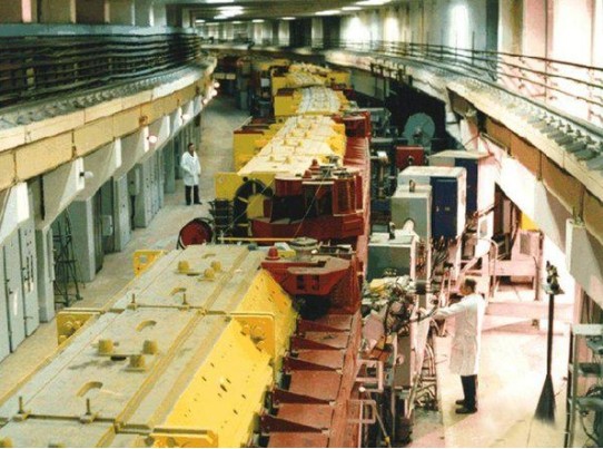 粒子|难以置信！被辐射粒子穿透大脑后依然活着！科学家出现“变异”？