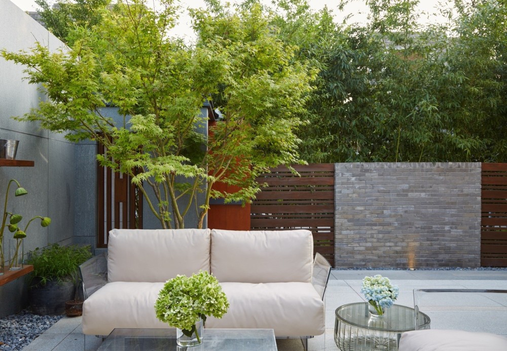 以上是有关一楼花园庭院的设计知识