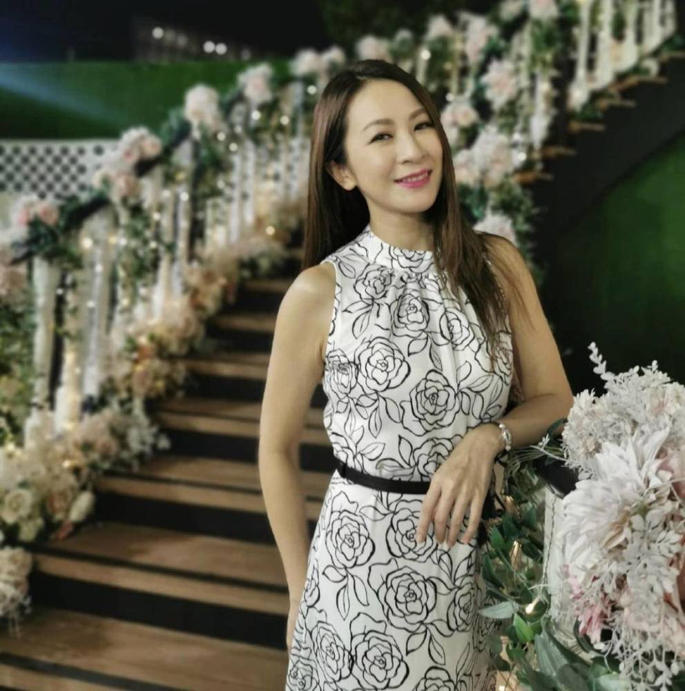 马国明同期艺人李焯宁对感情放弃生日不敢庆祝被网友称冻龄