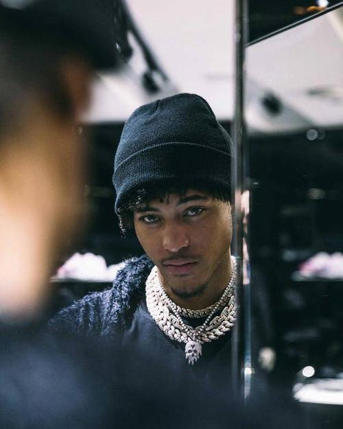 勇士有意nba最帅球星之一小凯利乌布雷