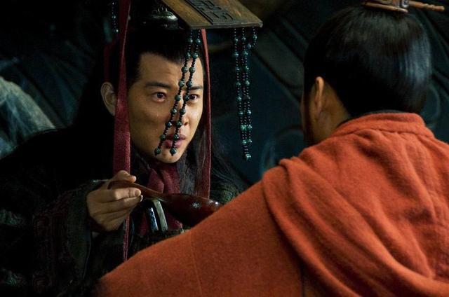 汉献帝禅让帝位于曹丕后被封山阳公当他得知刘备称帝后怎么想