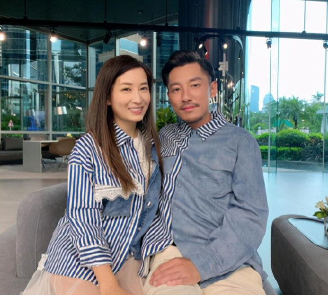 tvb 当红小生一家四口幸福满满,天台装太阳能发电板一举两得|邓佩仪