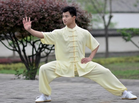 健身气功八段锦功法特点及练习要领