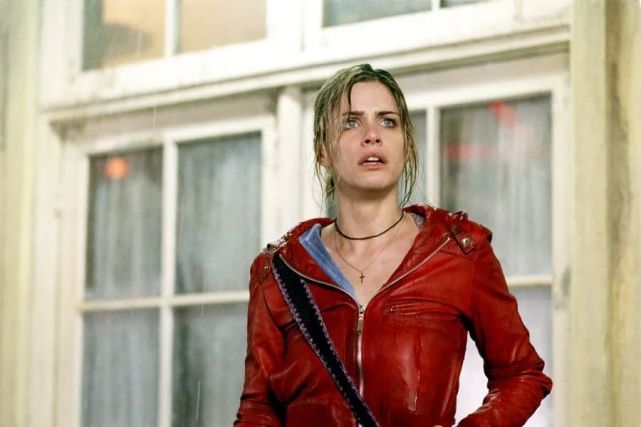 所以你们更像是根搅屎棍,是影片多一次反转的跳板.