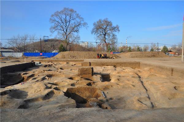 东团山考古发掘现场为加强文物保护利用,强化管理主体责任,吉林市创新