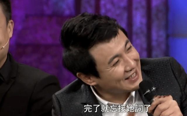 如果说这一次还算好的,那在《投其所好》的小品中,沈腾可真的是紧张到