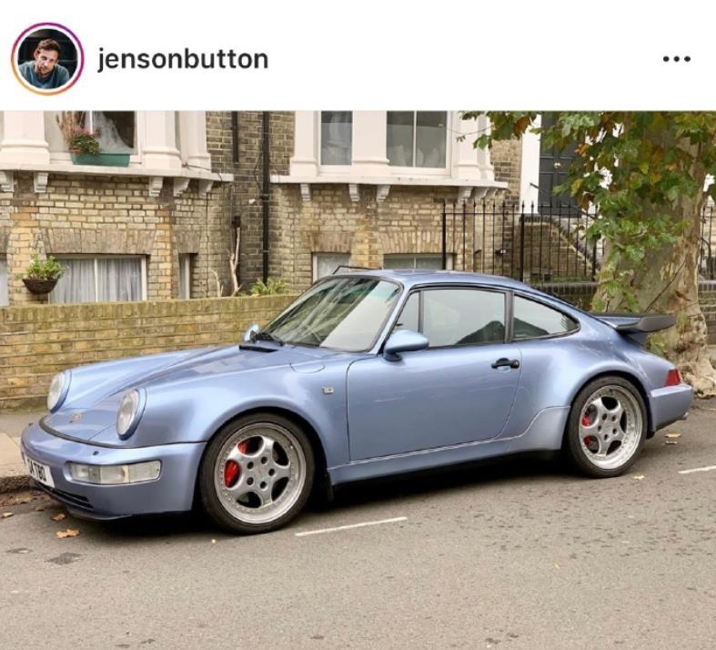 前f1冠军新买的二手车 曾属于一国国王 性能特别加强过 腾讯新闻