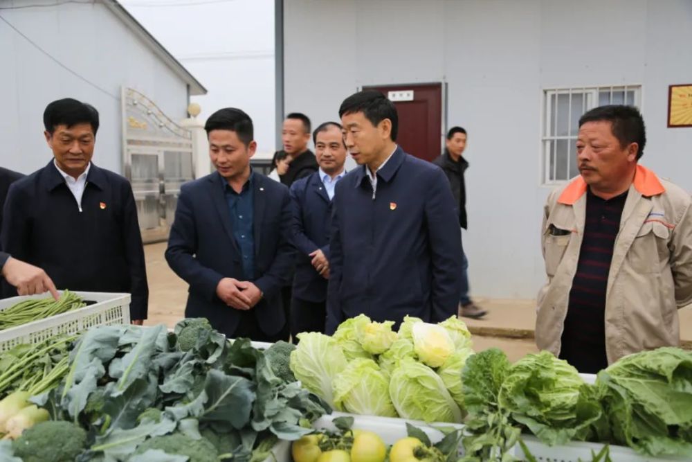 头条乔新江到固始县潢川县调研脱贫攻坚和乡村振兴工作