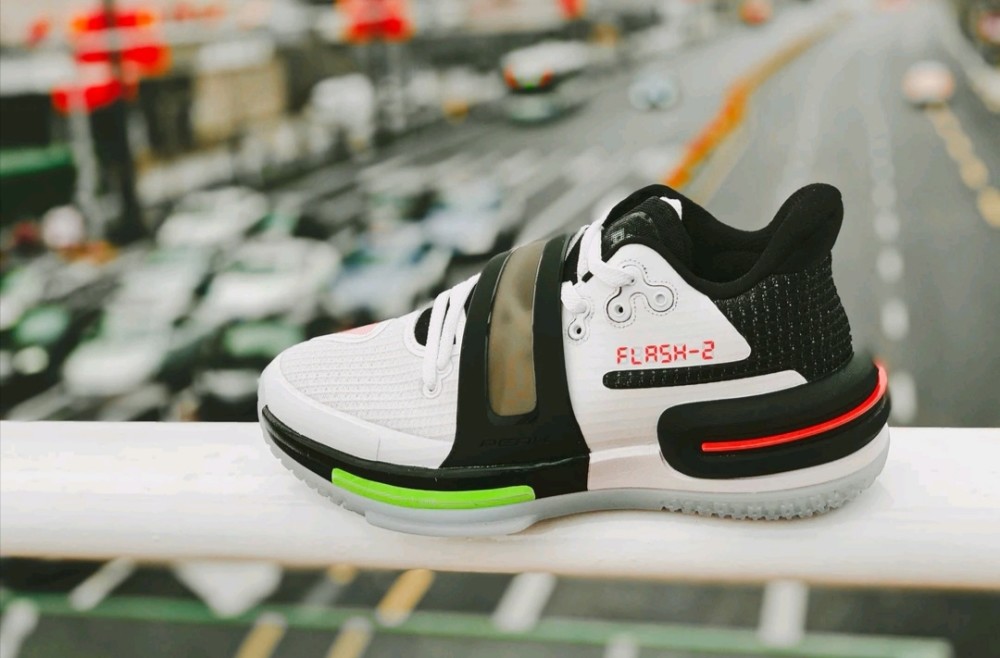 匹克闪现2.0,又是一双国产神鞋,不接受反驳!