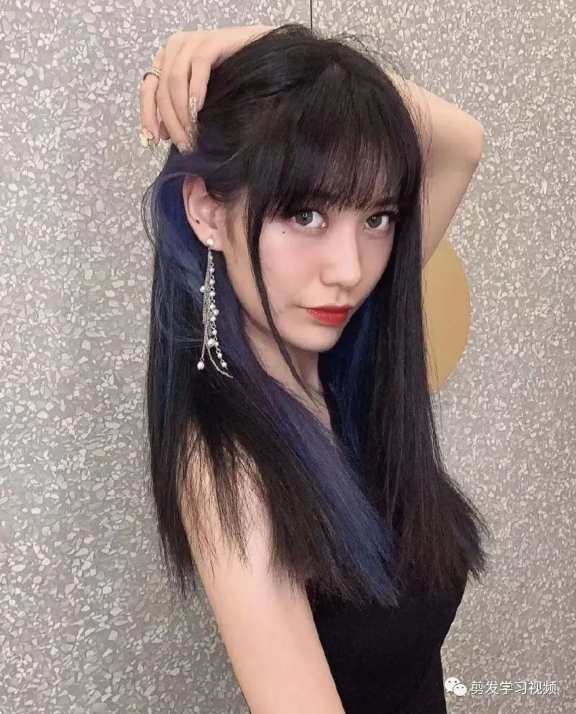 网红"挂耳染"_腾讯新闻