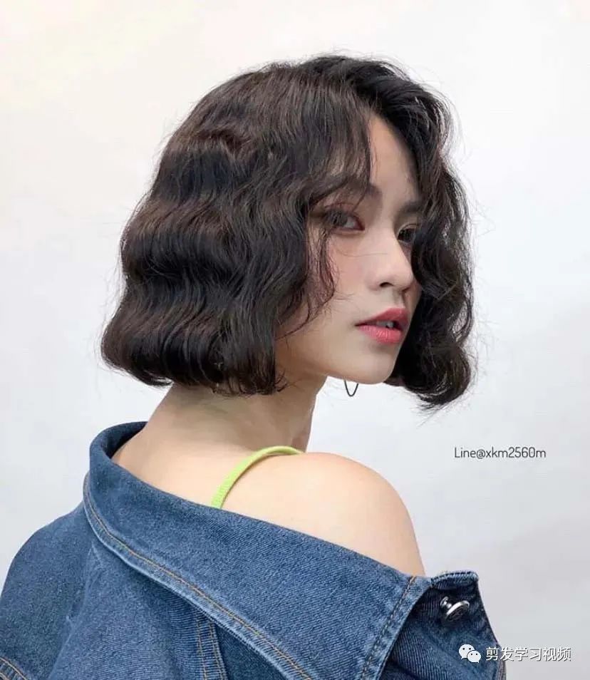 2021短发全头烫巨好看
