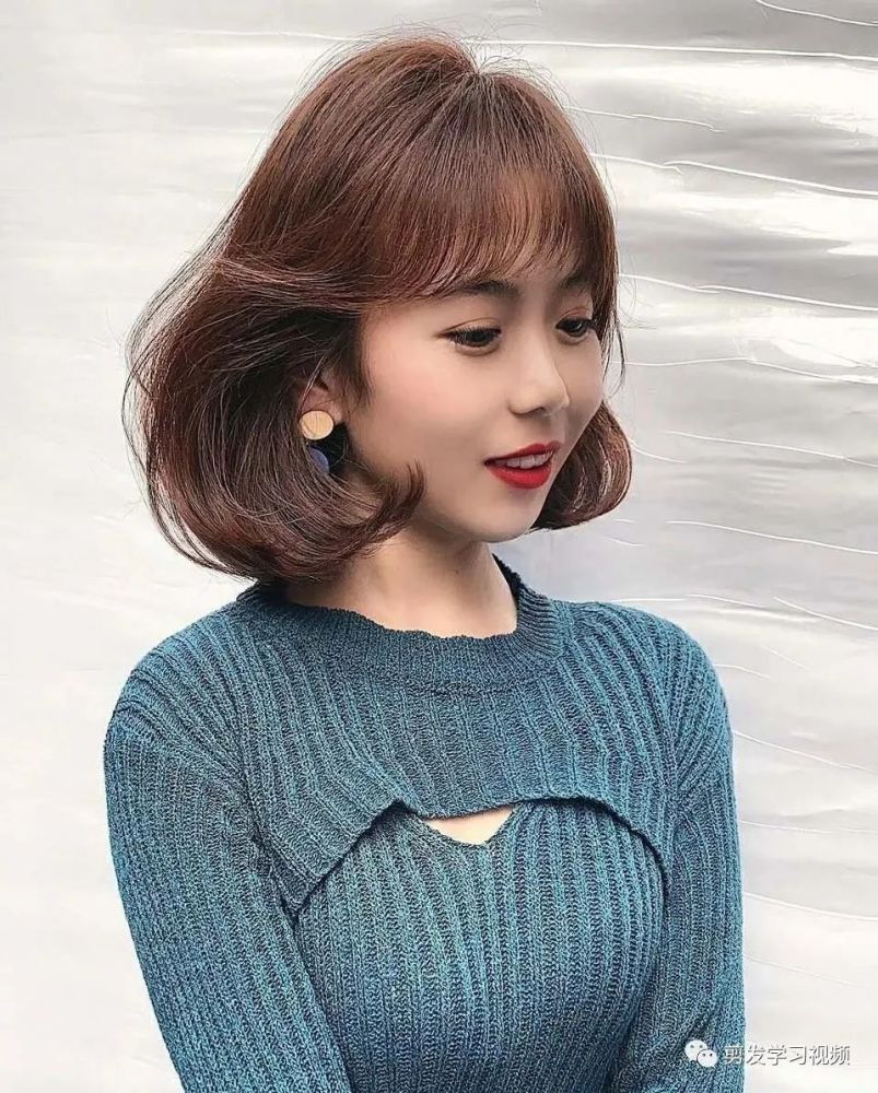 2021短发全头烫巨好看