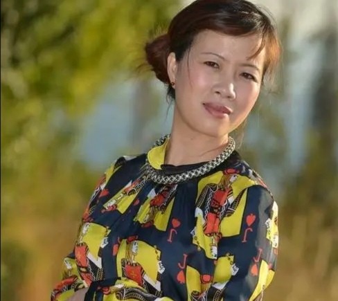 一个单身的50岁女人,怎么才能不孤独