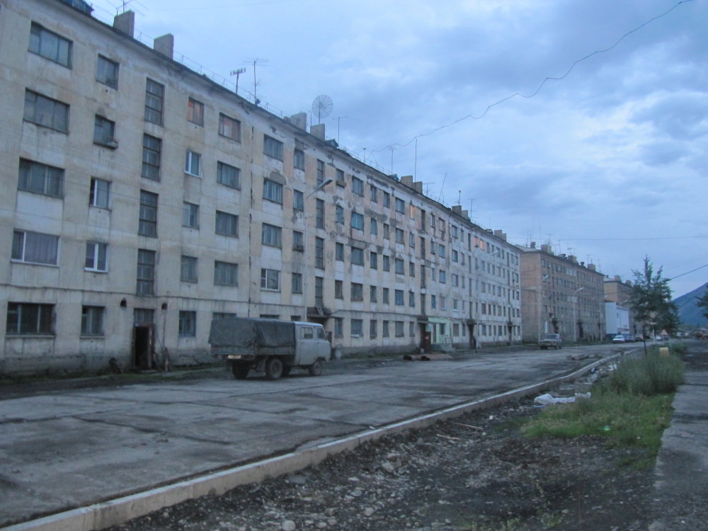 废弃的俄罗斯小镇11万个居民消失不见公寓学校内空无一人