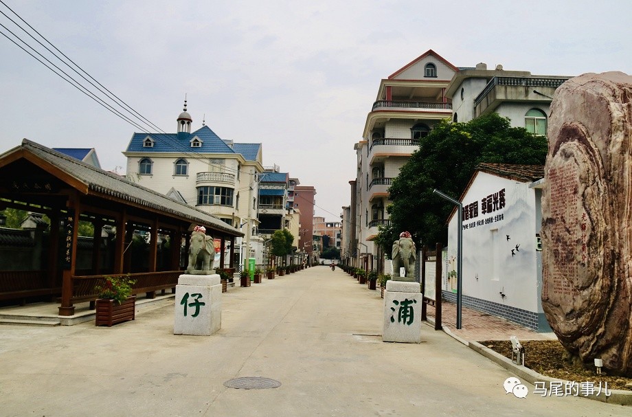 "天眼"守卫 村民安心光辉村位于琅岐镇西侧,靠近琅岐闽江大桥出入口及