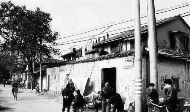 八十年代杭州历史老照片回不去的杭州记忆你还记得吗