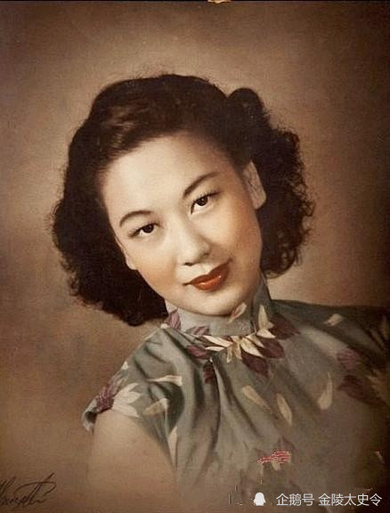 来到土匪窝子的张素贞成为了王福棠的压寨夫人,她跟着丈夫学会了骑马