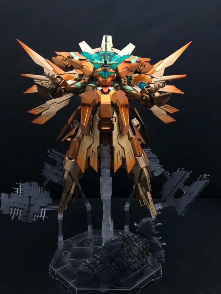 合体的再起高达换色涂装后