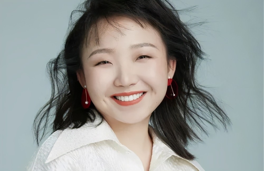 辣目洋子:从网红到演员,翻版贾玲的逆袭