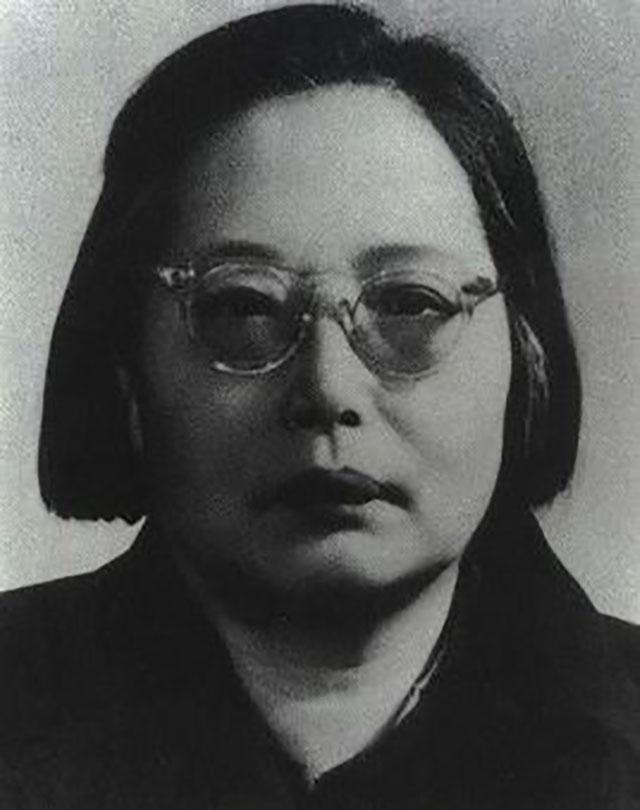 李星华次女李炎华出生于1919年,在学习方面很能刻苦,并且性情温和,她