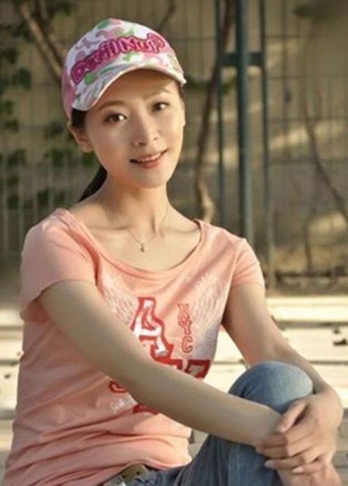 设下圈套,但是不管如何,黄海波现如今和自己的妻子曲珊珊非常的幸福