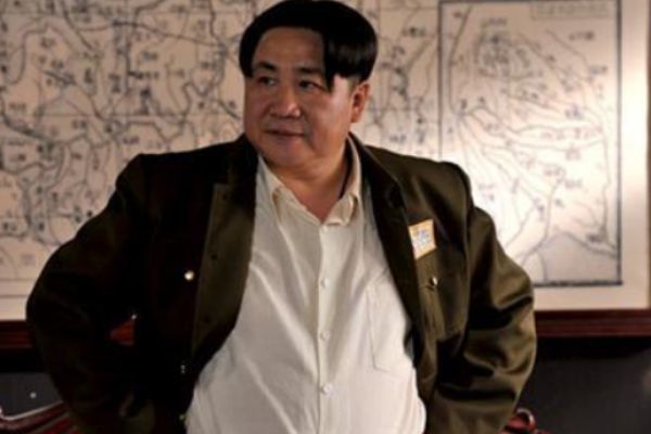 是很熟悉,只要看过抗日主题电视剧的人都应该知道抗日英雄"傻儿司令"