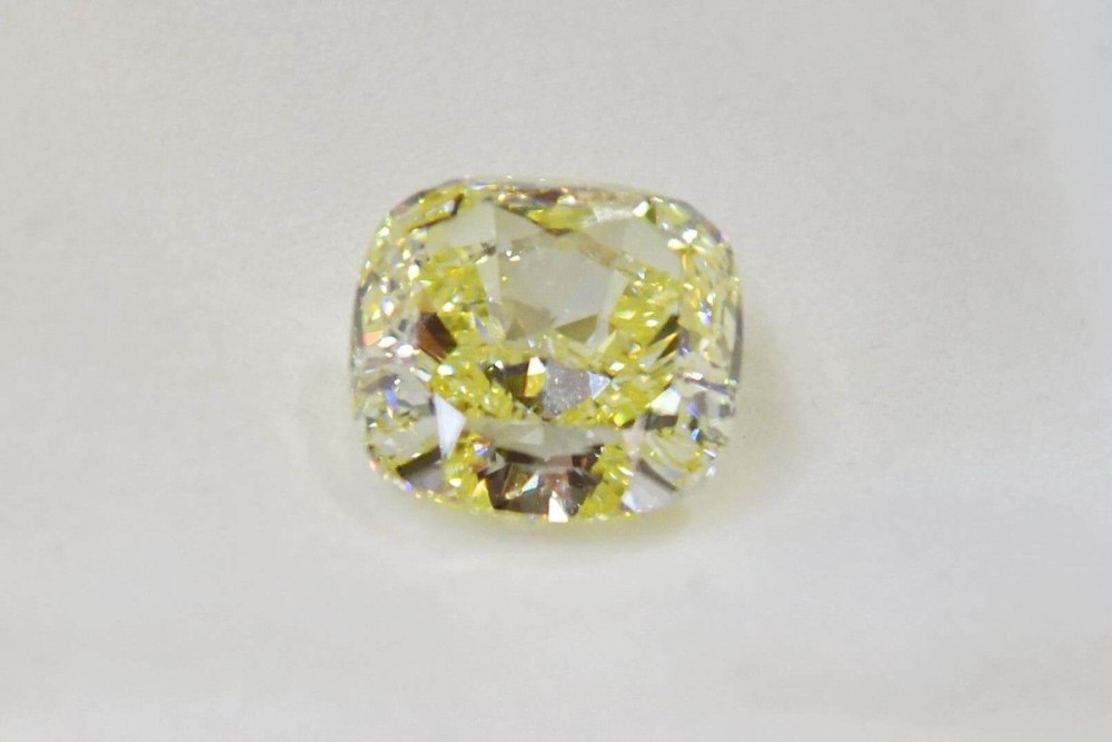 数千万元豪购印度钻石进博会上菜百再签大单