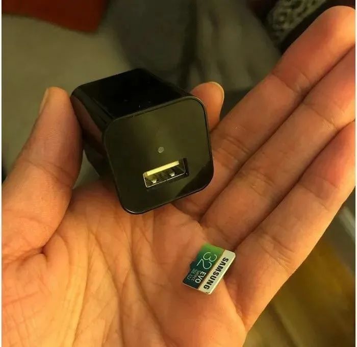 9,藏在螺丝钉中的隐形摄像头,隐藏程度4.5颗星.