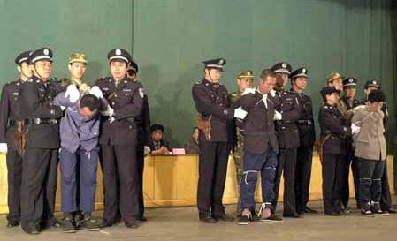 死刑犯的最后一夜,是怎么度过的?这一夜没有"硬汉"