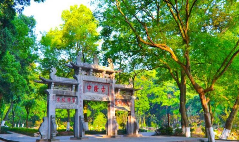 襄阳市多少人口_襄阳有一小县市,总人口61万,金属矿产储量高达70多万吨