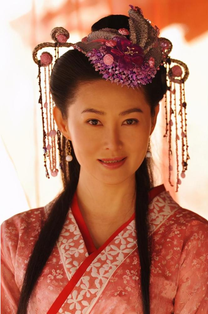 潘金莲悲剧付出真爱却一步步堕入深渊金瓶梅读来真的想哭