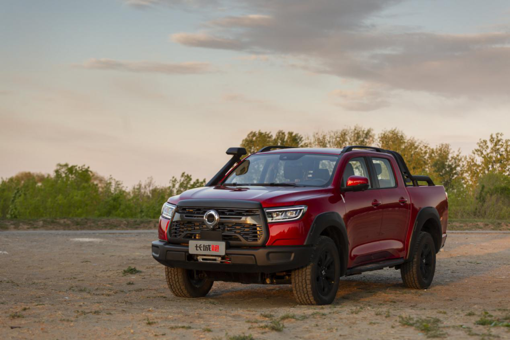 长城炮越野皮卡不但有满分配置,更有服务升级