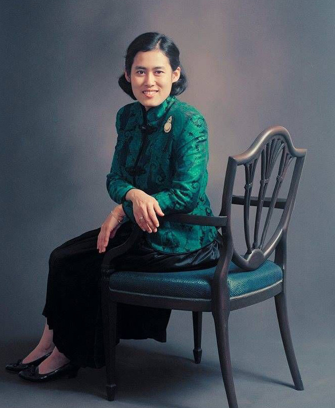 诗琳通公主年轻时端庄美丽中年还是盛世美颜只是晚年变了