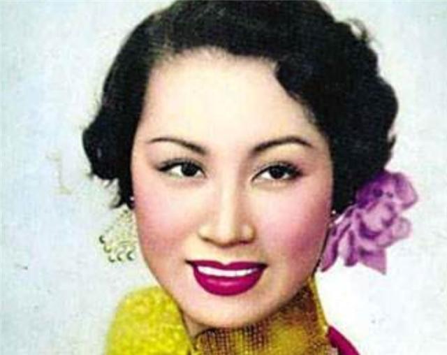 红线女:一生四段情,皆无结局,曾与赵丹相爱,迫于压力分手