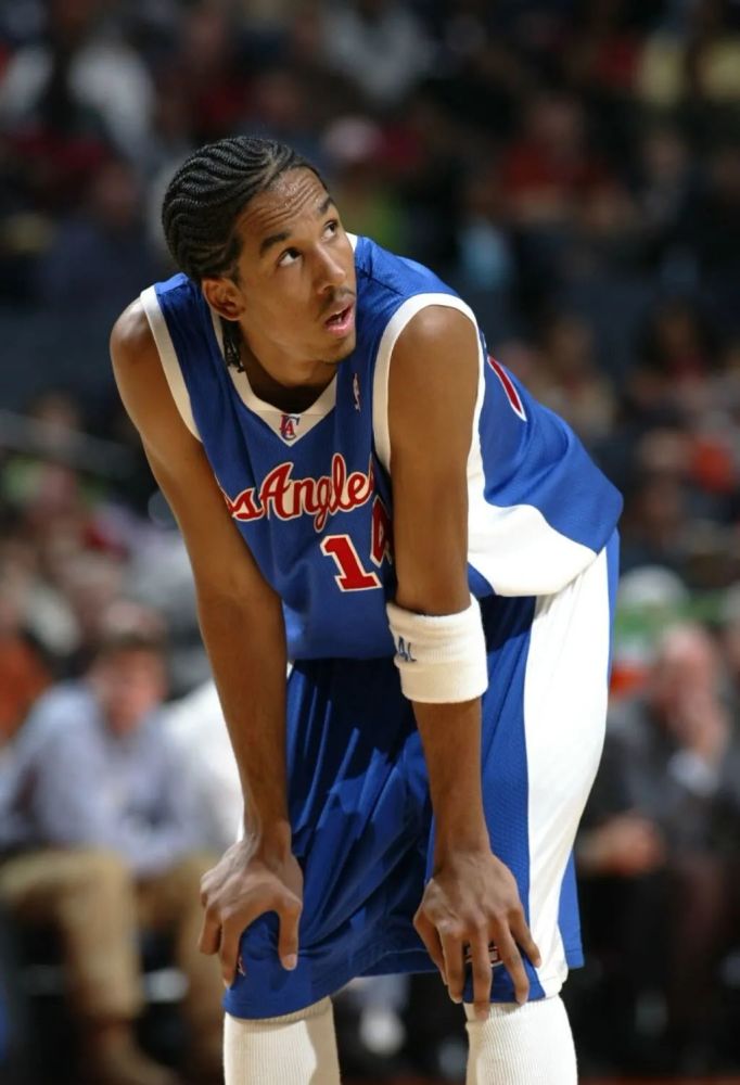 利文斯顿超清壁纸丨nba篮球高清壁纸1107期