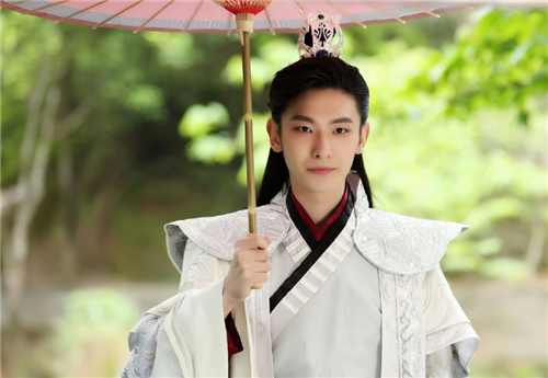 取名最禁忌的一个字2000年来只有3人敢用如今大街上随处可见