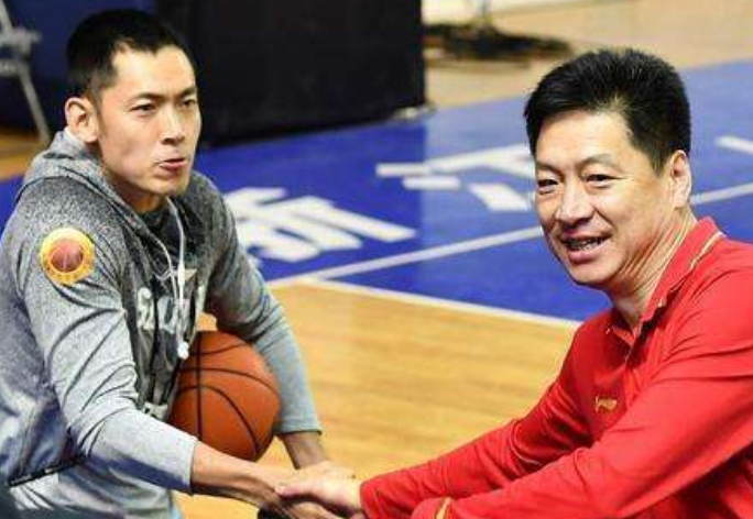 杨鸣张庆鹏赛后密谈!辽篮或再迎新成员,冲冠或成可能