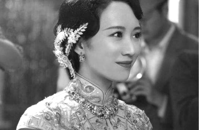 迫使黄金荣与发妻离婚又卷钱跑路的露兰春结局如何
