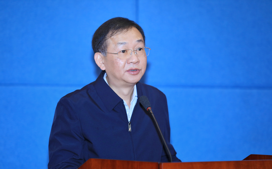 市委常委,秘书长陆志坚,市社会主义学院院长蔡捷敏出席聘任仪式.